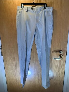 Men’s Brooks Brothers 100% Cotton  Light Tan Chino Pants - Size 32 x 32